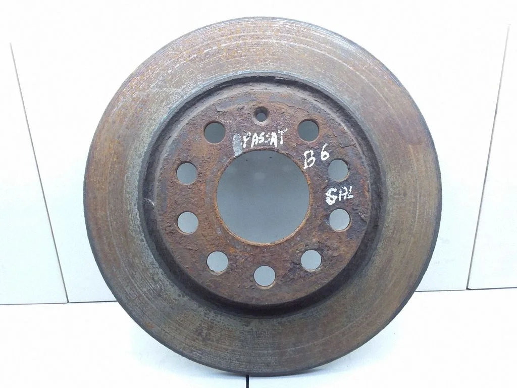 Tagumine piduriketas