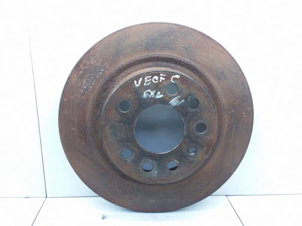 Aizmugurējais bremžu disks