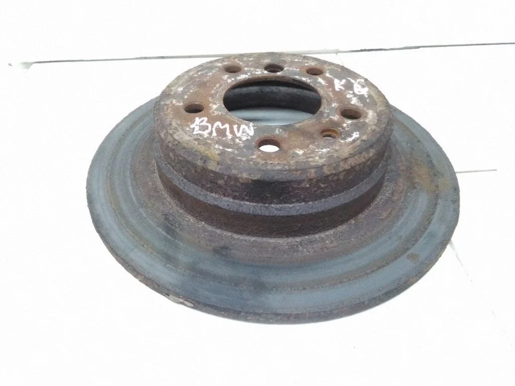 Aizmugurējais bremžu disks