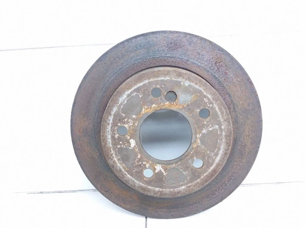 Rear brake disc – Mercedes-Benz E-Class W210 (1995-2002)