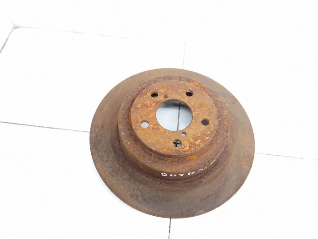 Aizmugurējais bremžu disks – Subaru Outback (1997-1998)