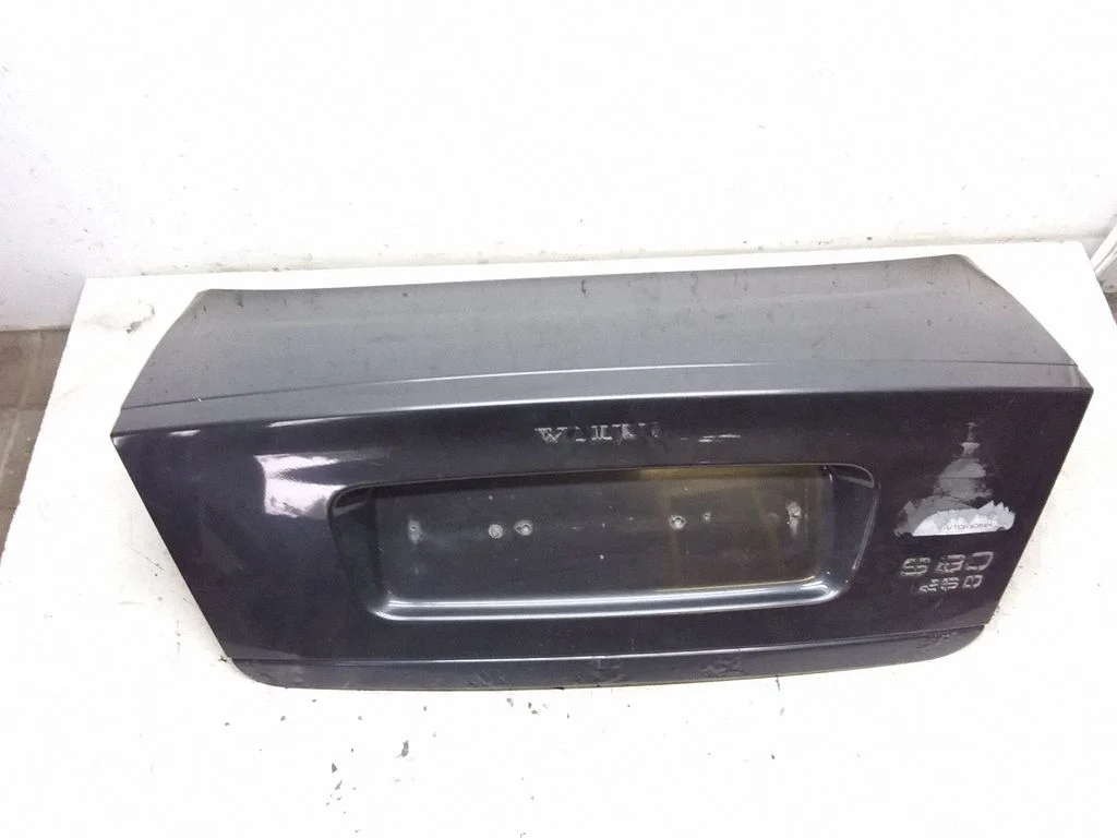 Tailgate/trunk/boot lid