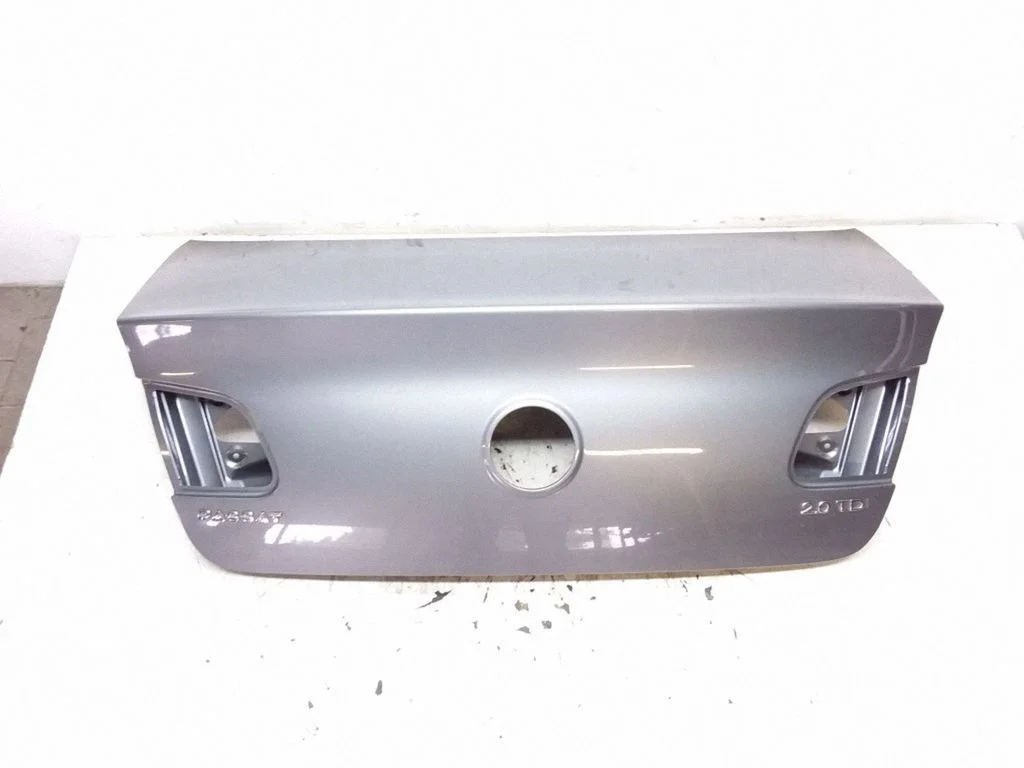 Tailgate/trunk/boot lid