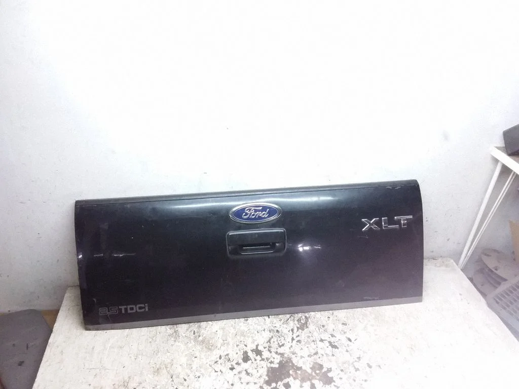 Tailgate/trunk/boot lid