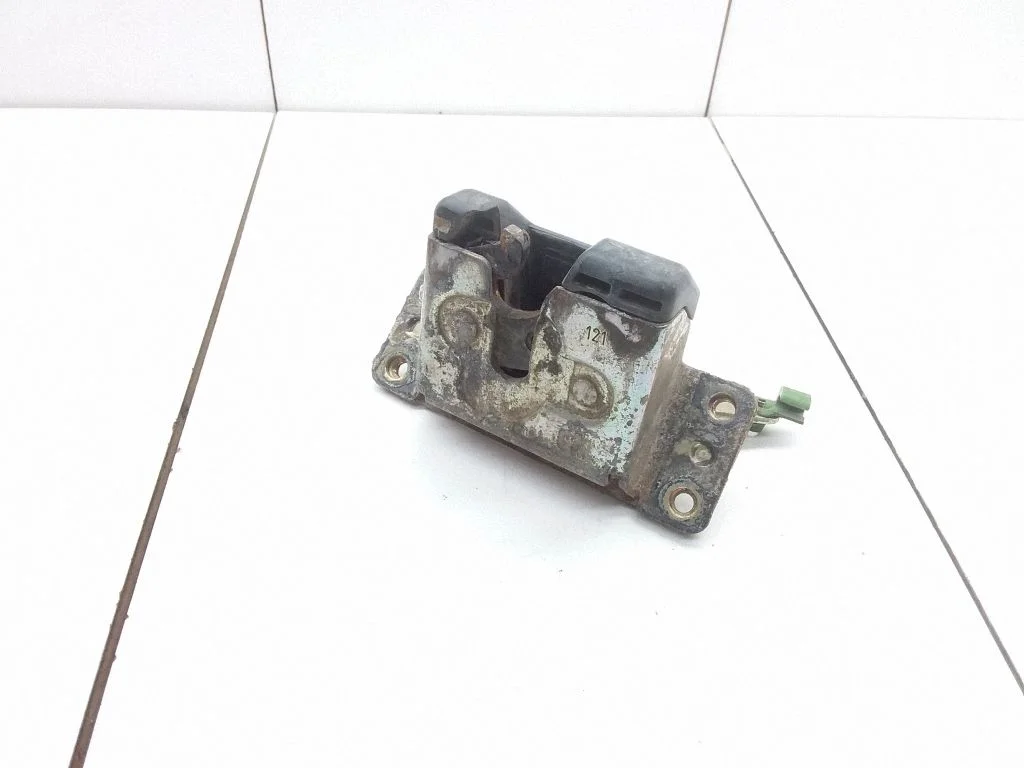 Tailgate/trunk/boot lock/catch/latch – Opel Vectra C (2002-2005)