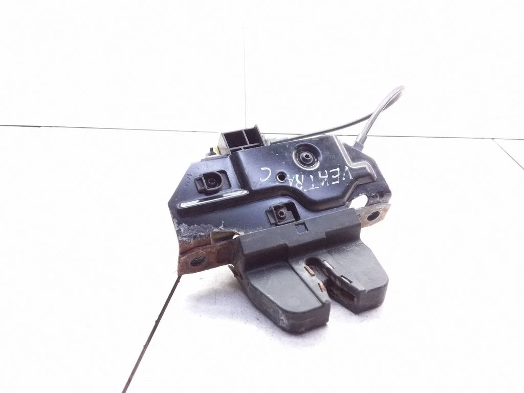 Tailgate/trunk/boot lock/catch/latch – Opel Vectra C (2002-2005)