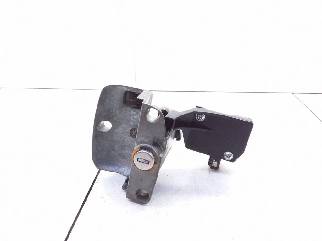 Tailgate/trunk/boot lock/catch/latch 6L6827573D
