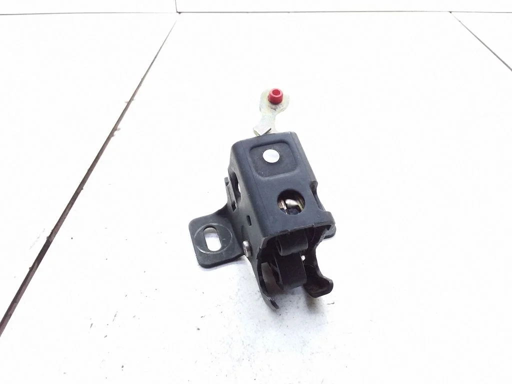 Tailgate/trunk/boot lock/catch/latch