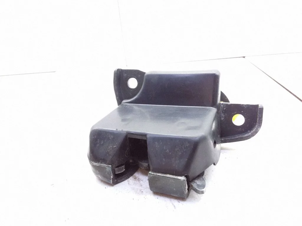 Tailgate/trunk/boot lock/catch/latch – Hyundai Accent (1995-1998)