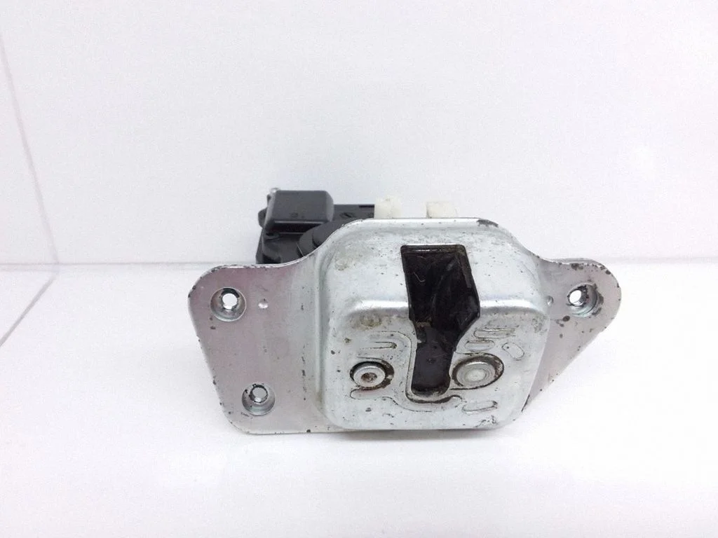 Tailgate/trunk/boot lock/catch/latch