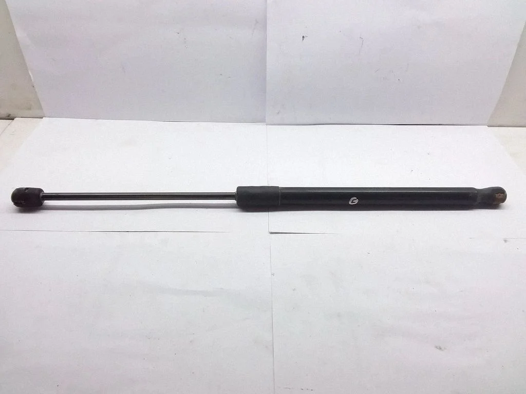 Tailgate/trunk strut/damper – Opel Signum (2003-2008)
