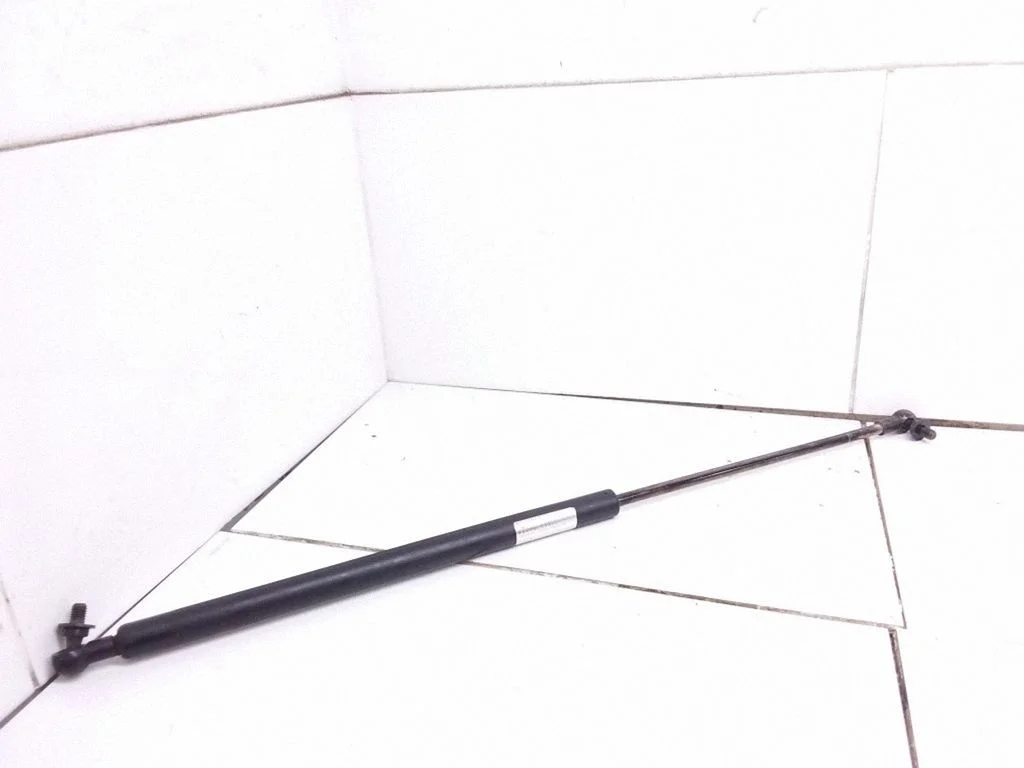 Tailgate/trunk strut/damper – Subaru Impreza II (2001-2002)