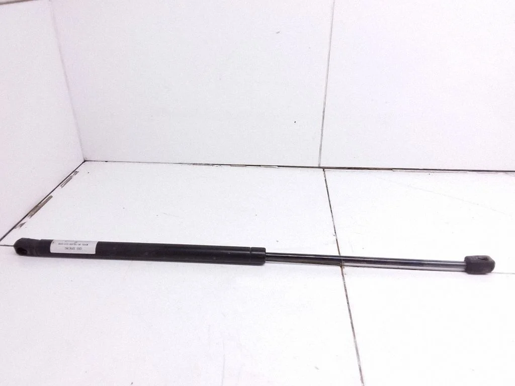 Tailgate/trunk strut/damper YQL500210530