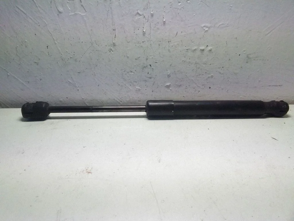 Tailgate/trunk strut/damper 4B5827552G