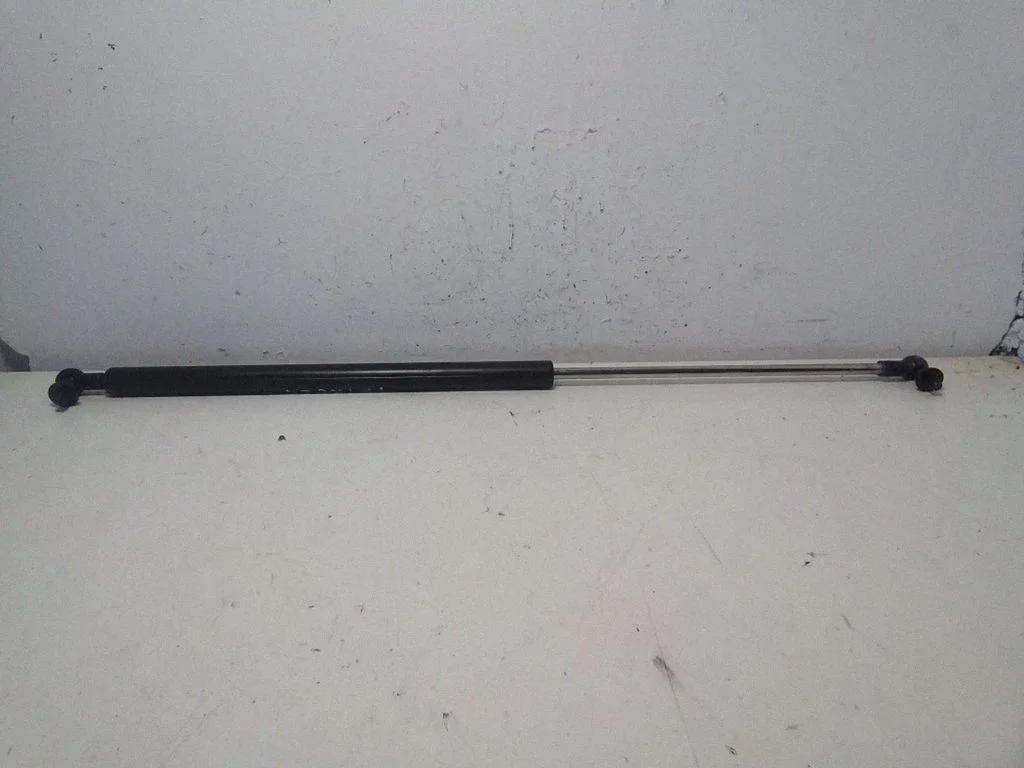 Tailgate/trunk strut/damper – Subaru Impreza II (2003-2005)