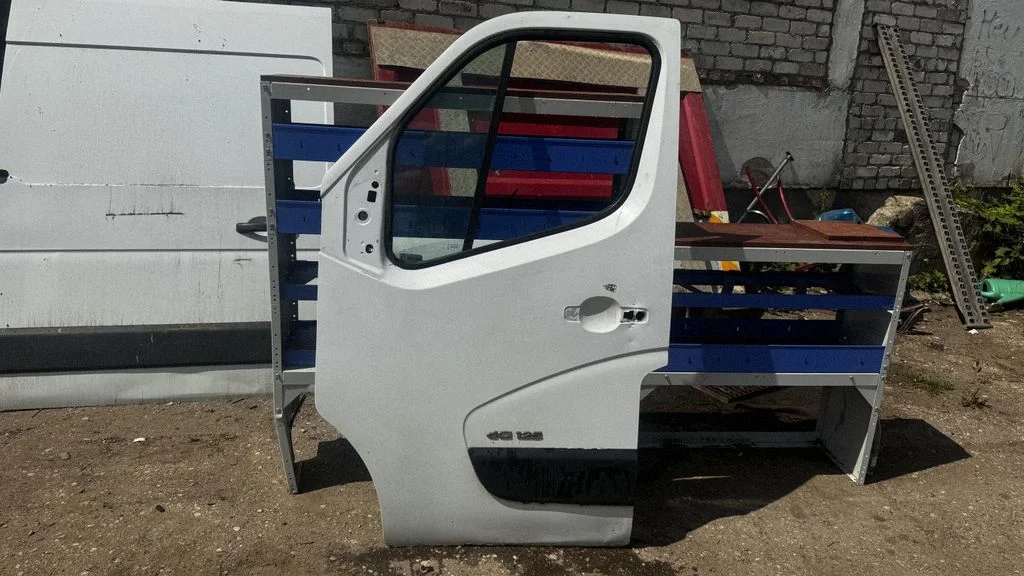 Front door – Renault Master III (2010-2024)