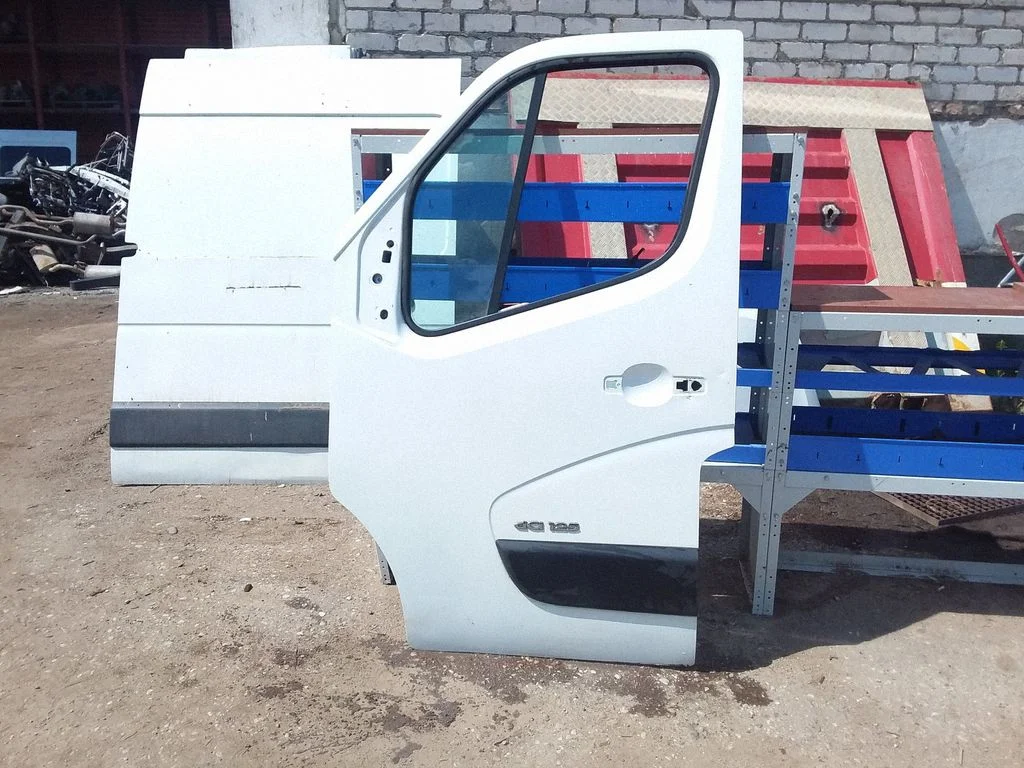 Front door – Renault Master III (2010-2024)