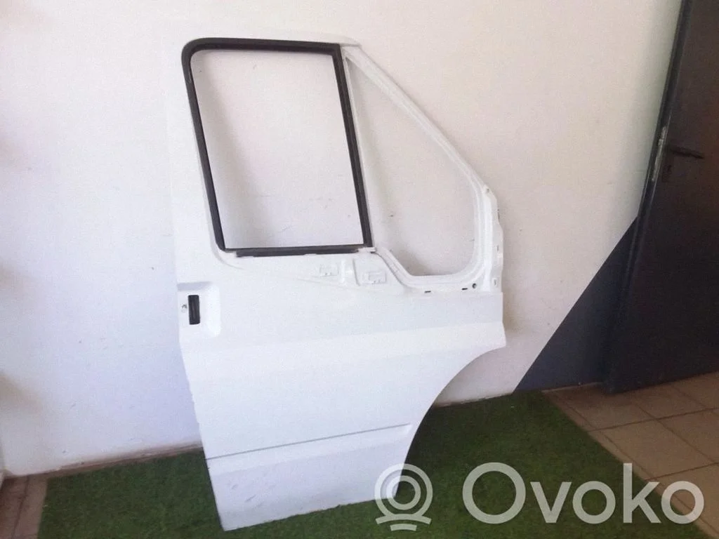 Front door – Ford Transit - Tourneo Connect (2003-2008)