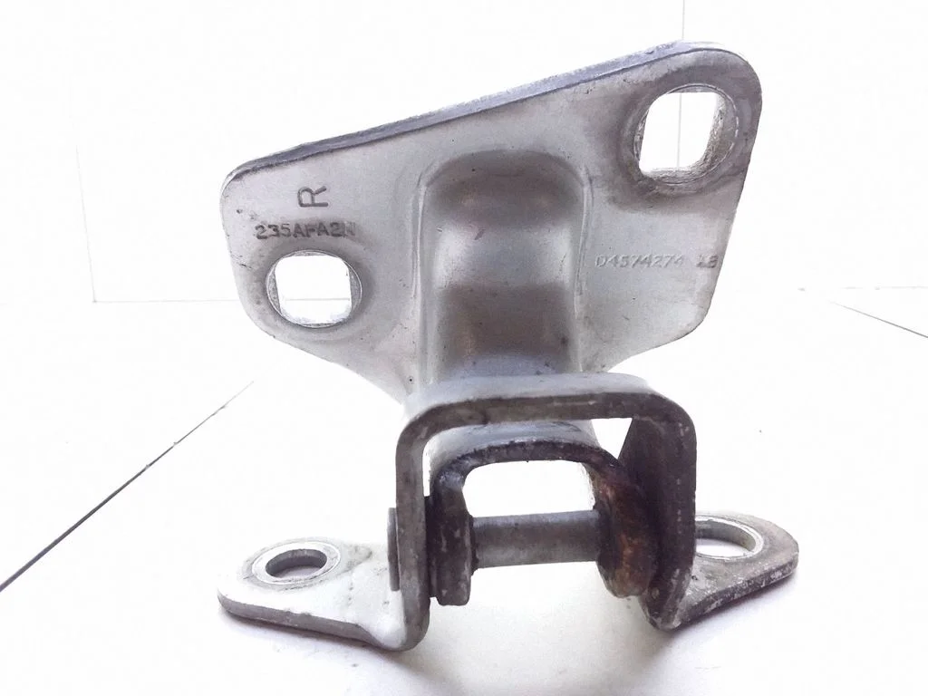 Front door upper hinge 04574274AB