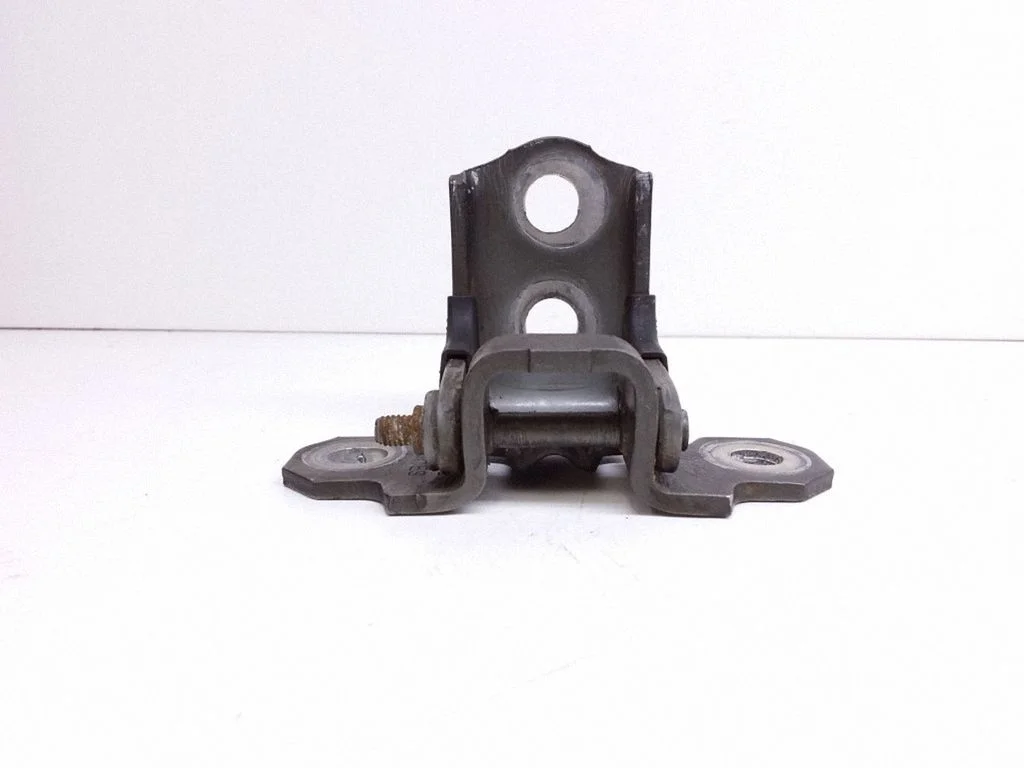 Front door upper hinge 8200101886