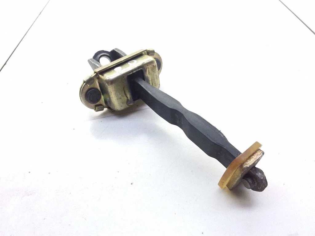 Ogranicznik drzwi przednich 2S6AA23500