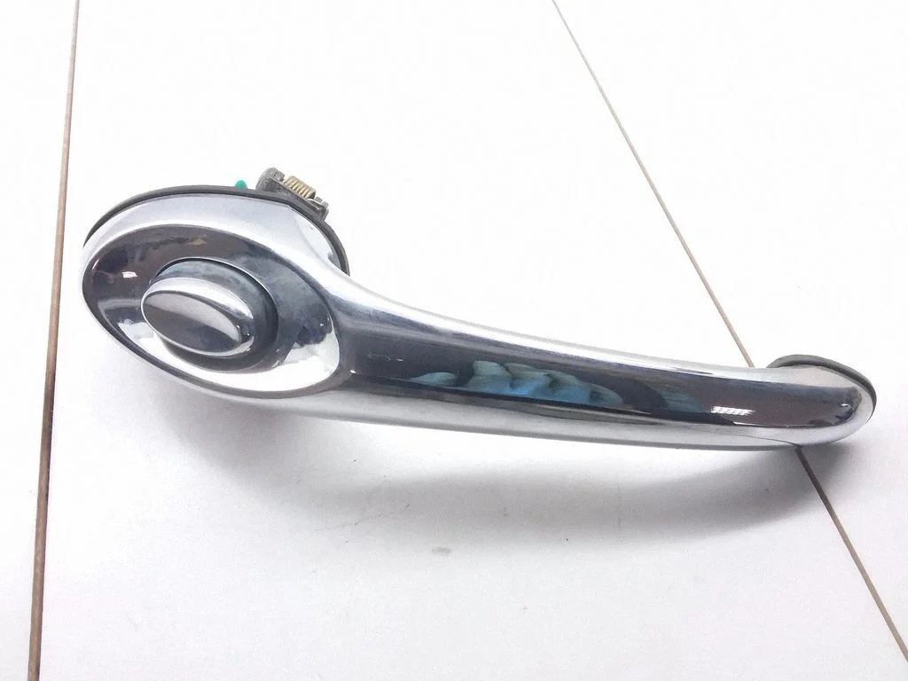 Front door exterior handle 04724915AD