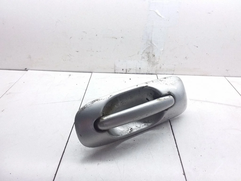 Front door exterior handle – Chrysler Voyager (2004-2007)