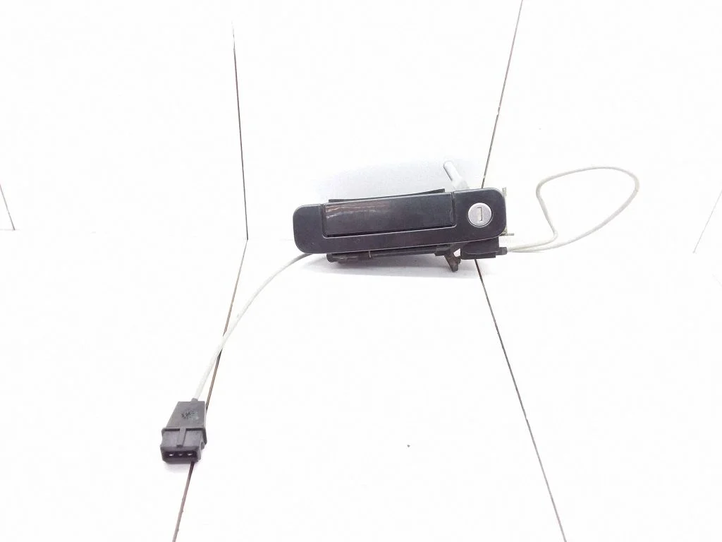 Front door exterior handle – Audi A3 S3 8L (1996-2003)