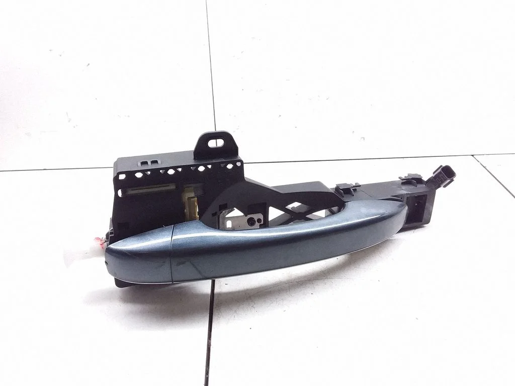 Front door exterior handle – Renault Megane III (2009-2016)