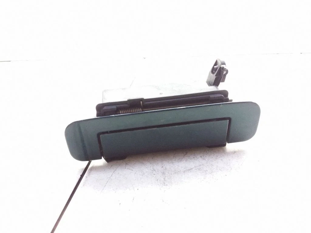 Front door exterior handle – Audi A4 S4 B5 8D (1994-1999)