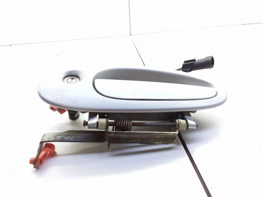Front door exterior handle 24737P