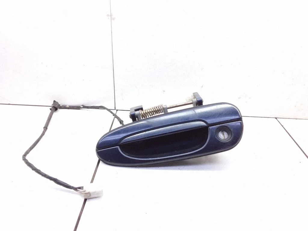 Esiukse välimine käepide C8E644U – Mazda Xedos 6 (1992-2000)