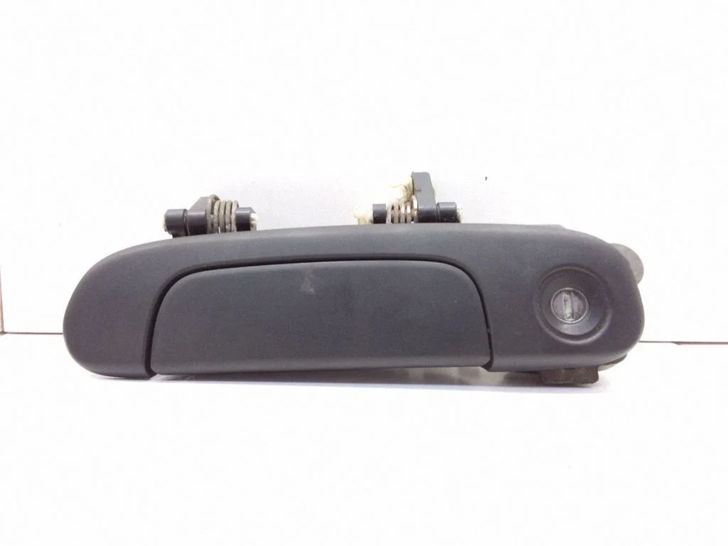 Front door exterior handle – left
