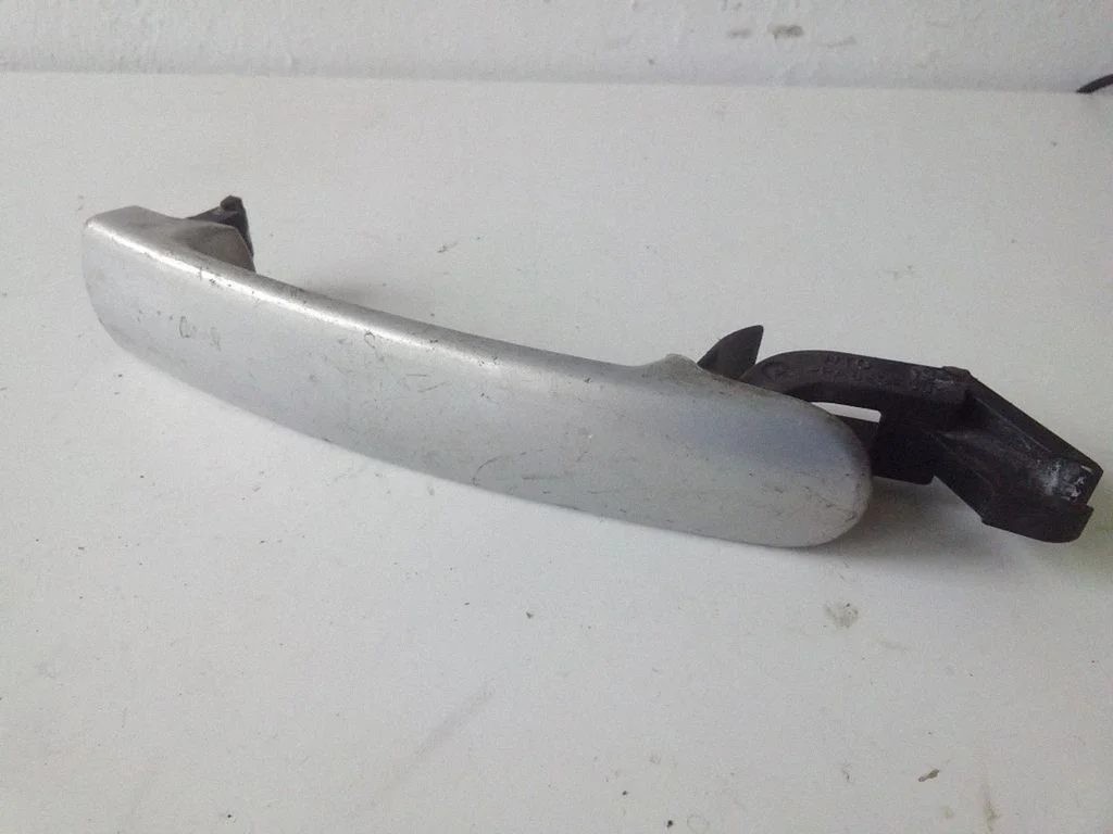 Front door exterior handle 3B0837207