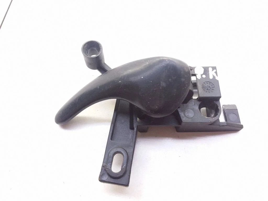 Front door interior handle – Ford Galaxy (1995-2000)