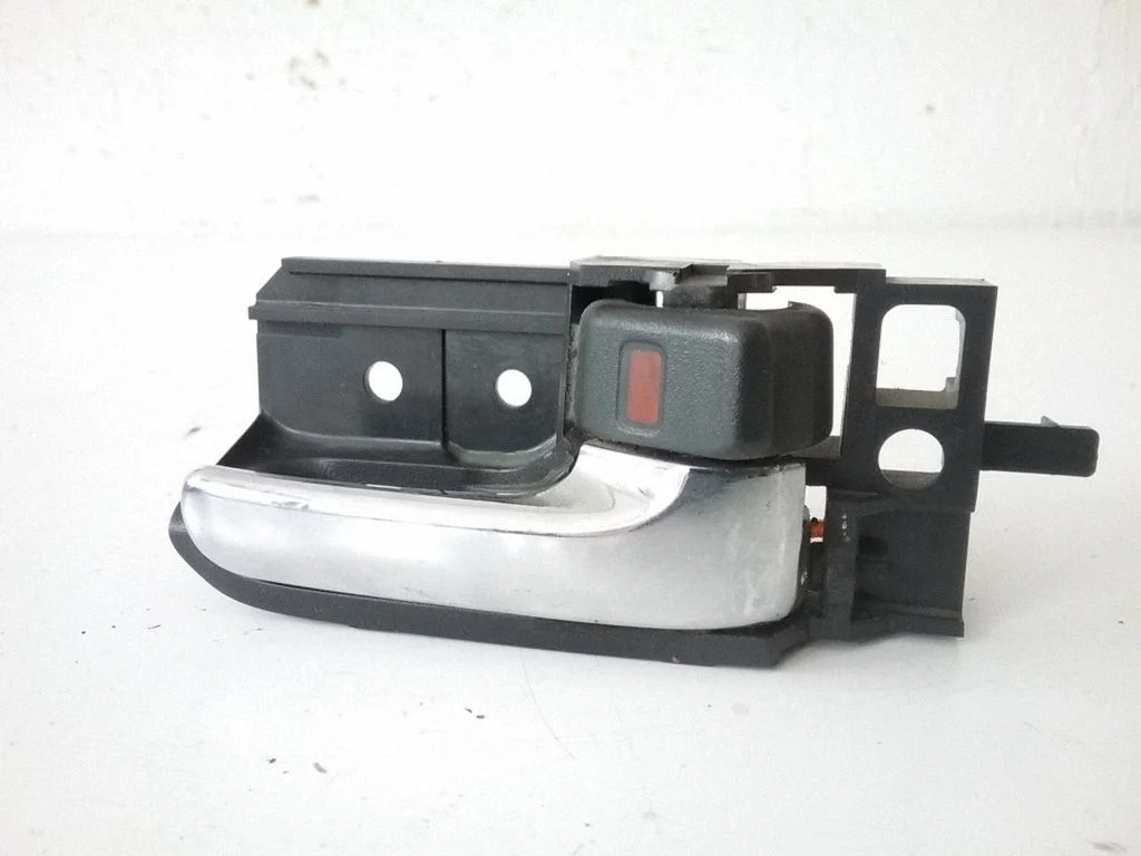 Front door interior handle 50594A1