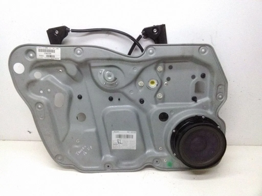 Front window lifting mechanism without motor 1T2837729R