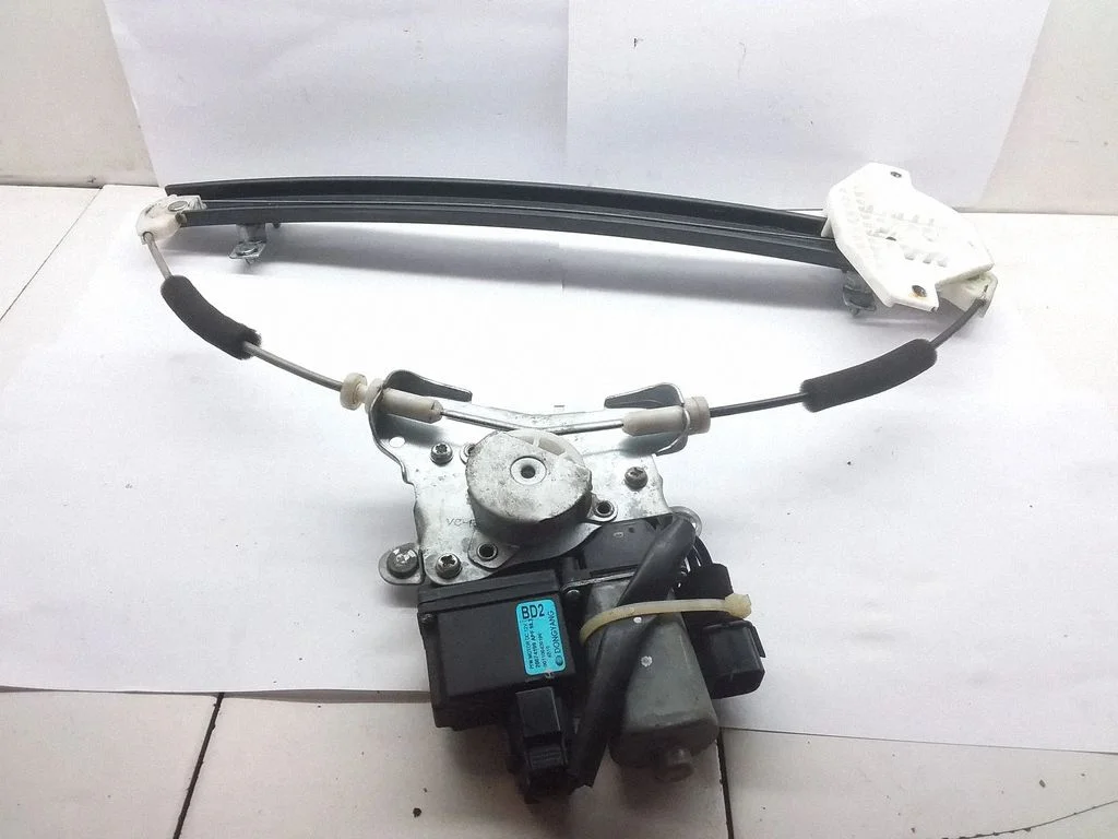 Esiukse elektriline aknatõstuk mootoriga – Opel Antara (2006-2016)