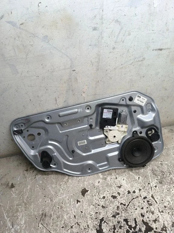 Front door window regulator with motor 30710151