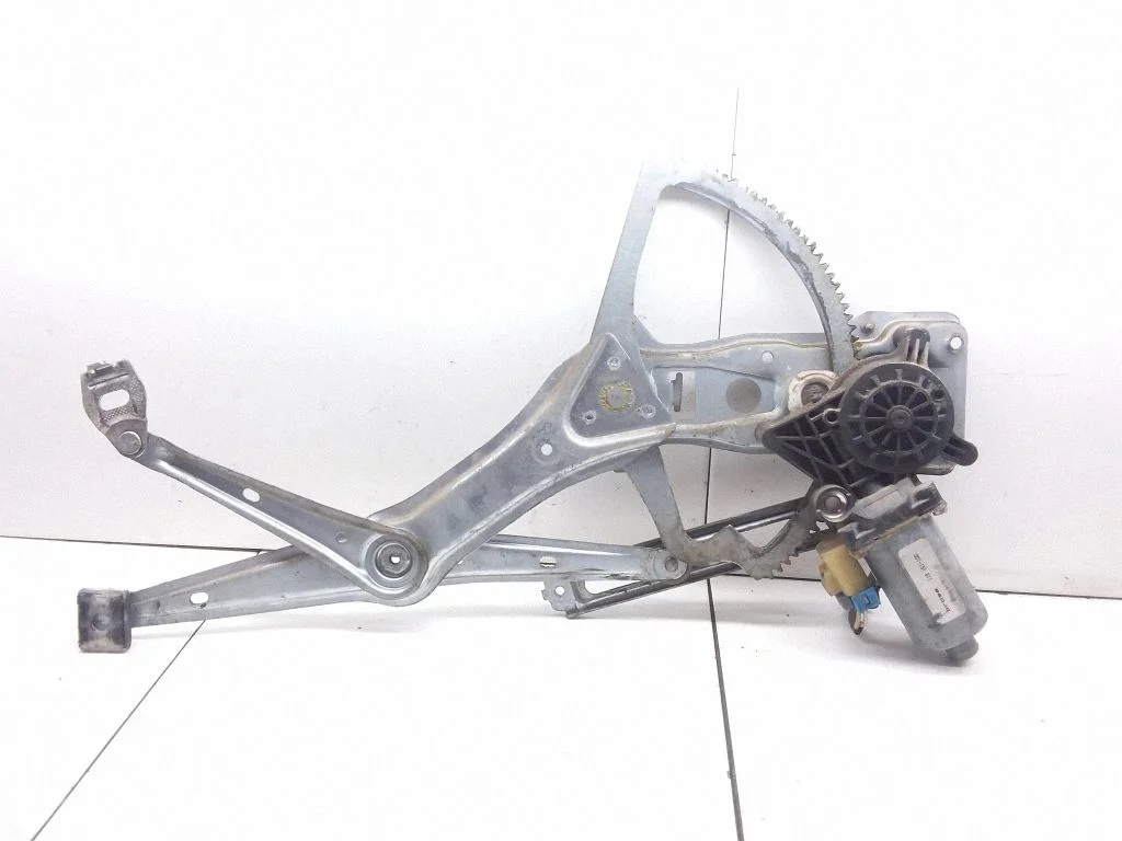 Front door window regulator with motor 9137041105