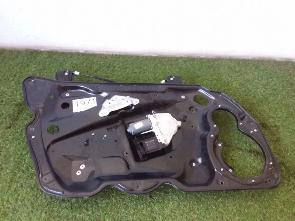 Front door window regulator with motor 3C1837755G