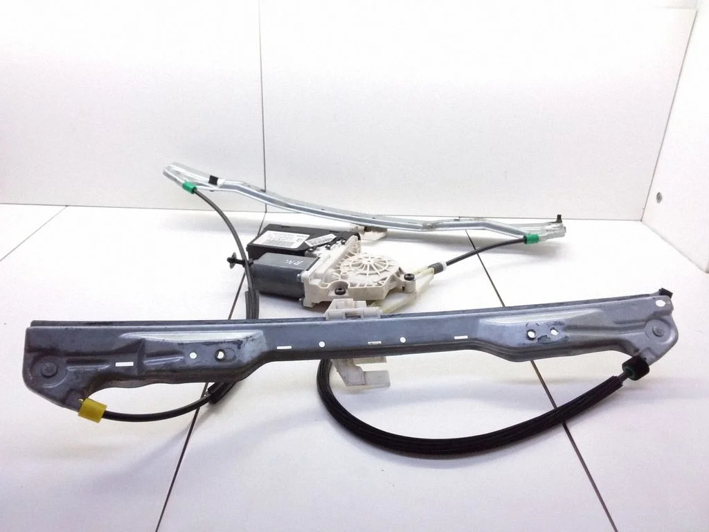 Front door window regulator with motor 9648484780