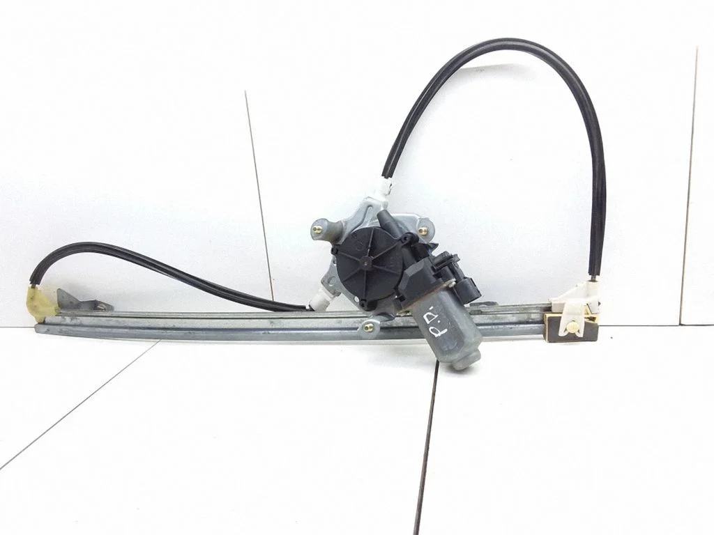 Esiukse elektriline aknatõstuk mootoriga – Renault Megane I (1995-2002)