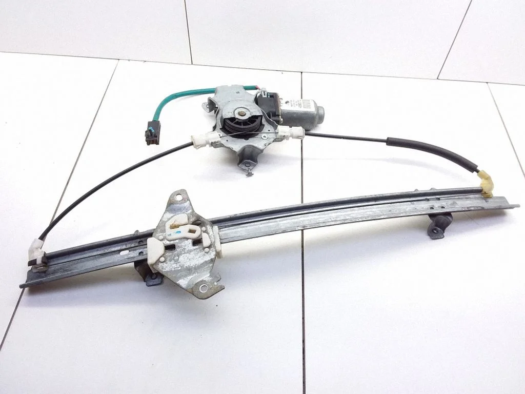 Front door window regulator with motor 400601T2