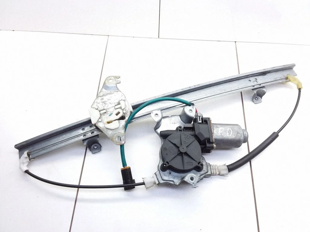 Front door window regulator with motor 400600T4