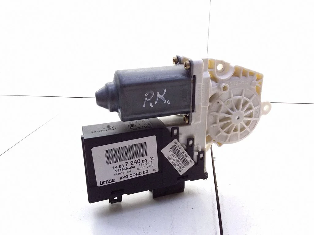 Front door window regulator motor 991866203