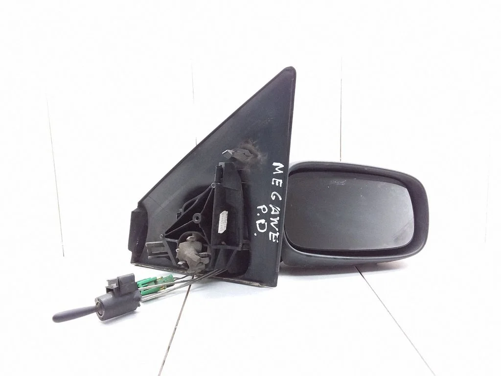 Front door electric wing mirror – Renault Megane II (2002-2005)