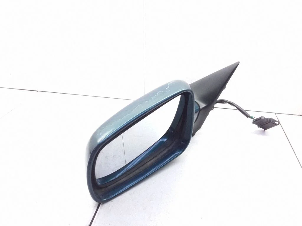 Front door electric wing mirror E9010137