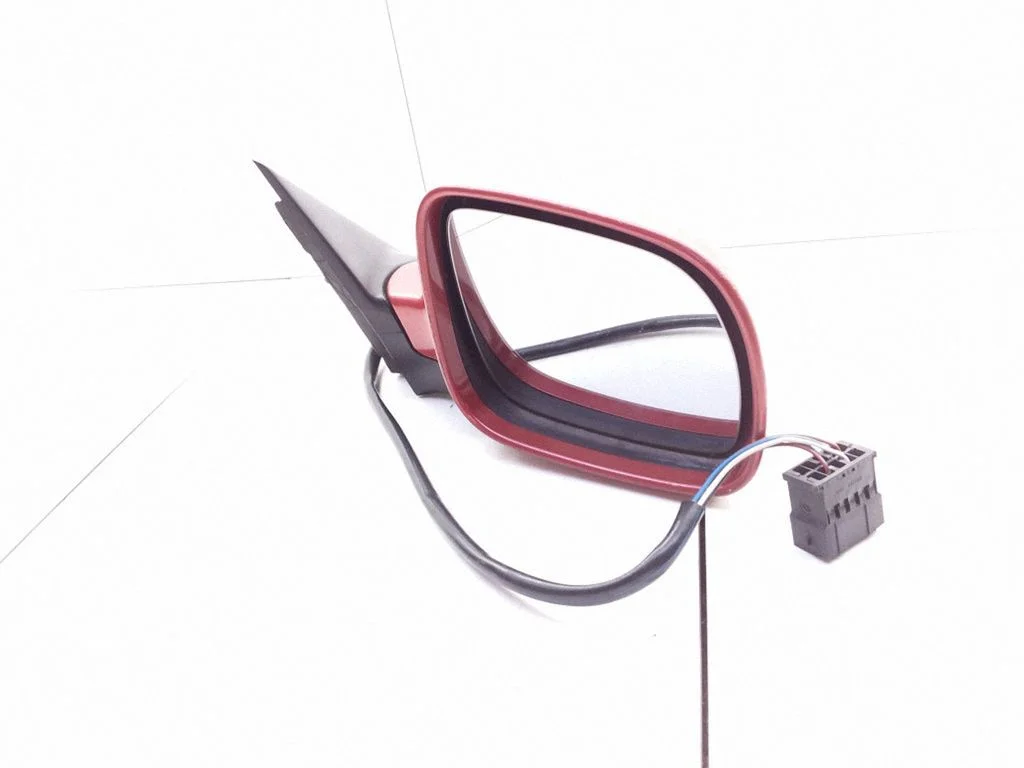 Front door electric wing mirror E1020514
