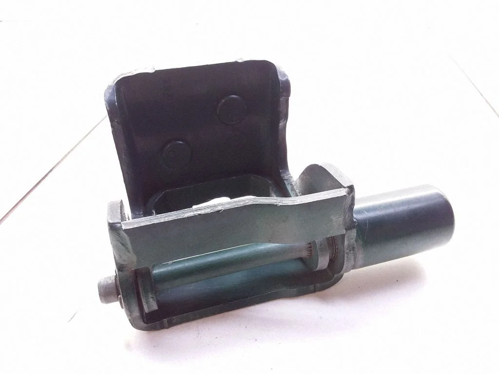 Tagaukse alumine hing 213724